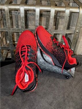 NWOT UBFEN Black and Red Running Shoe Size 41 (size 10 women’s)